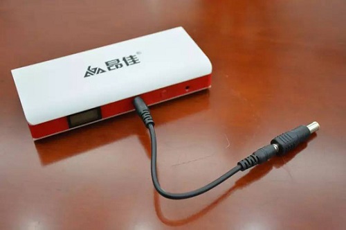 尊龙凯时人生就是博A3+S汽车应急启动电源